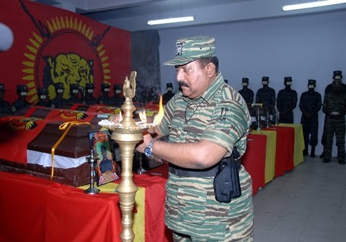 விடுதலைப்புலிகளின் தலைவர் தொடர்பில் பாதுகாப்பு அமைச்சிடம் மனித உரிமைகள் செயற்பாட்டாளர் கோரிக்கை!