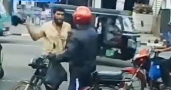 தலைக்கவசத்தால் தாக்கியவர் கைது!