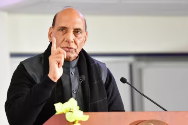 டெல்லி செங்கோட்டை குண்டுவெடிப்பு: கடும் எச்சரிக்கை விடுத்த பாதுகாப்பு அமைச்சர் ராஜநாத் சிங்