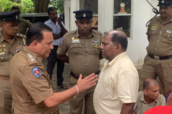 இலங்கை ஆசிரியர் சங்கம் - பாடசாலைகளை மூடி போராடுவோம்! - மிரட்டும் NPP அதிகாரம்!!