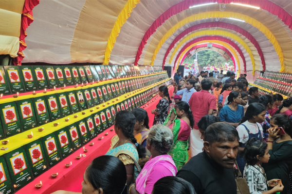 529 மாவீரர்களின்விபரங்கள் அடங்கிய படங்களுடன் புதுக்குடியிருப்பில் திறந்து வைக்கப்பட்ட மாவீரர் மண்டபம்!