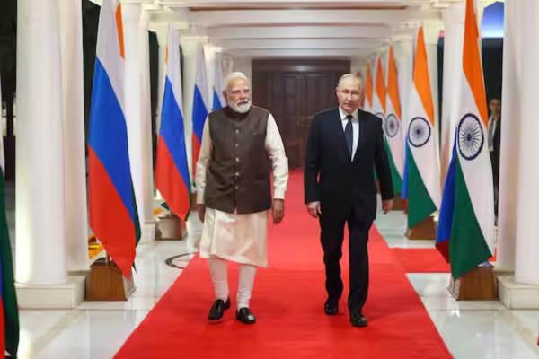 'ஒன்றாகச் செயல்பட வேண்டும்...': மோடி, புதின் இருதரப்பு பேச்சுவார்த்தை நடத்தினர்