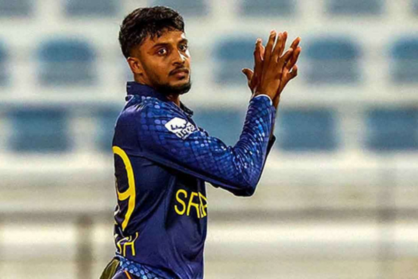 இலங்கை தேசிய T-20 அணியில் இடம்பிடித்த வியாஸ்காந்த்!