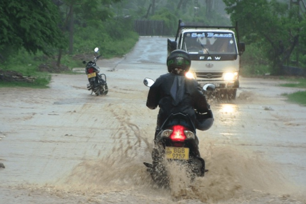 24 மணித்தியாலத்தில் நாடளாவிய ரீதியில் யாழ்ப்பாணத்திலையை அதிகூடிய மழை வீழ்ச்சி !