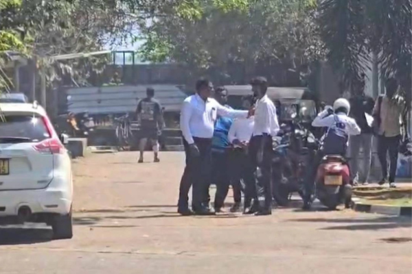 யாழ்ப்பாணப் பல்கலைக்கழக மாணவர் ஒன்றிய தலைவர், கலைப்பீட மாணவர் ஒன்றிய தலைவர் உள்ளிட்ட மூன்று மாணவர்கள் விசாரணை!