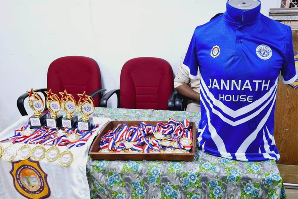 கல்முனை அல்-பஹ்றியா மகா வித்தியாலய 2026 ஆண்டிற்கான இல்ல விளையாட்டுப் போட்டி COLOURS AWARD  நிகழ்ச்சி!