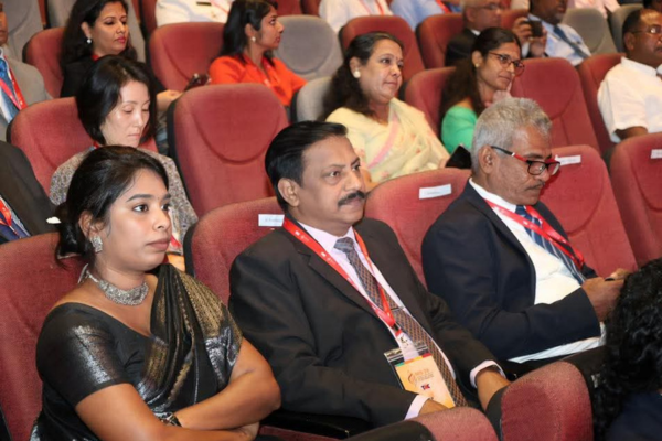 வடக்கு மாகாண முதலீட்டு மாநாடு யாழ்.திருவள்ளுவர் பண்பாட்டு மண்டபத்தில் ஆரம்பமானது!