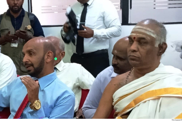 ொலிஸ் பொதுமக்கள் ஆலோசனைக்குழு ! -அம்பாறை  மாவட்ட பிரதிப் பொலிஸ் மா அதிபர்  சுஜித் வெதமுல்ல சந்திப்பு.