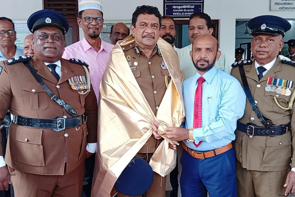 பொலிஸ்  அதிகாரிகள் எனக் கூறி பண மோசடி: பொதுமக்களுக்கு குற்றப்புலனாய்வுத் திணைக்களம் எச்சரிக்கை!