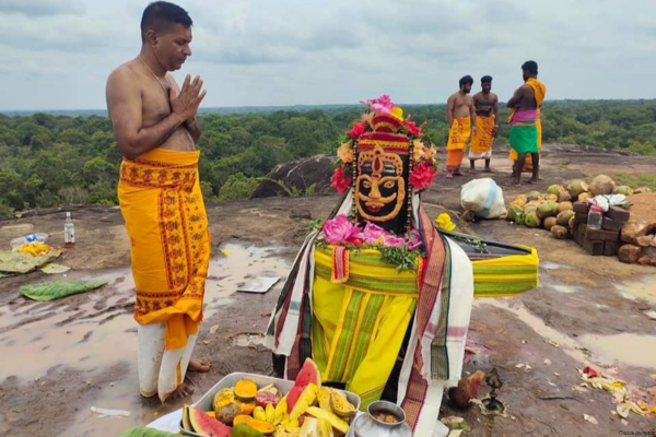 ஆதிசிவனை தரிசிக்க அனுமதி வேண்டும்!