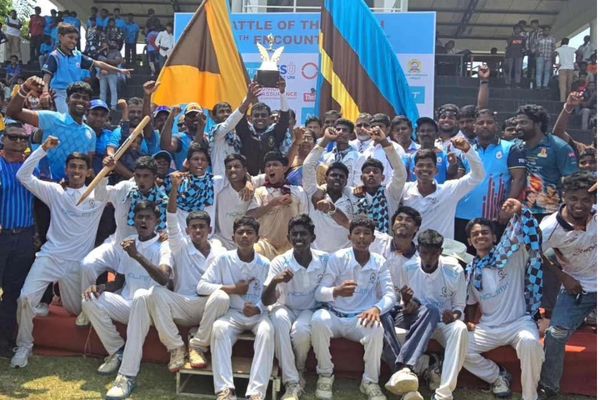 யாழ். மத்திய கல்லூரி - சென்ஜோன்ஸ் கல்லூரி 119 ஆவது ஆண்டாக நடைபெறும் மாபெரும் கிரிக்கெட் போட்டி யாழ். மத்திய கல்லூரி வெற்றி!