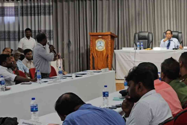 சங்கானை இராணுவ முகாமை அகற்றுமாறு பவானந்தாஜா எம்.பி கோரிக்கை!