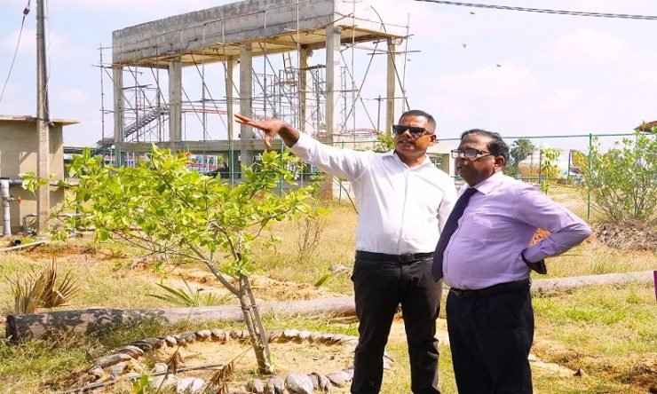 கிளிநொச்சி இயக்கச்சியில் அமைந்துள்ள றீச்ஷா பூங்காவுக்கு வடக்கு மாகாண  ஆளுநர்!