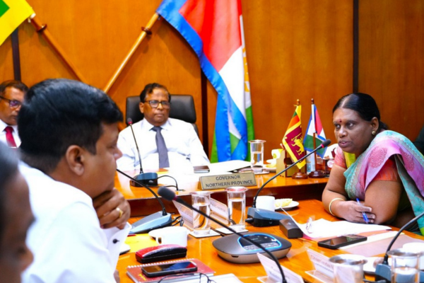 மாகாணம் என்ற நிர்வாக வேறுபாடுகளின்றி நாம் அனைவரும் பொதுமக்களின் நலன் கருதி ஒரே திசையில் பயணிக்க வேண்டும் - ஆளுநர் நா.வேதநாயகன்